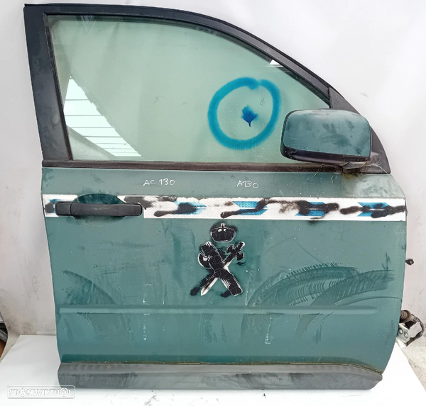 Porta frente direita NISSAN X-Trail (T30)