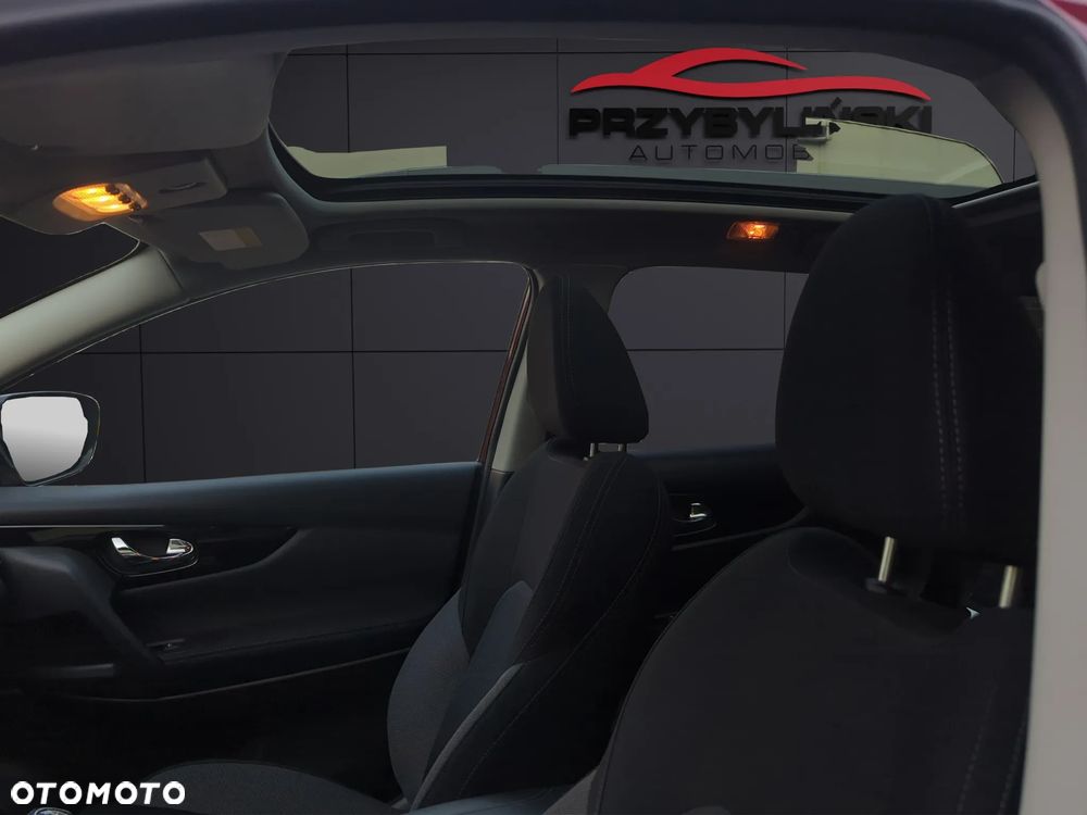 Nissan Qashqai 1.3 DIG-T N-Connecta EU6d - 31