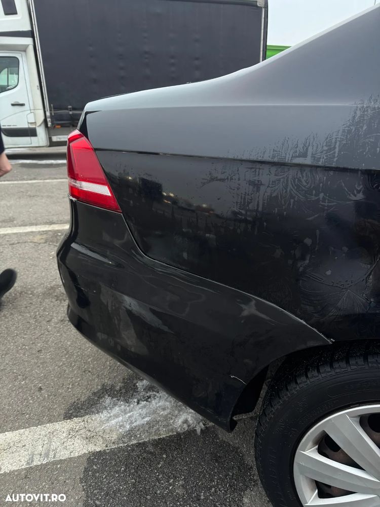 Volkswagen Passat 1.6 TDI BlueMotion Technology Trendline - 8