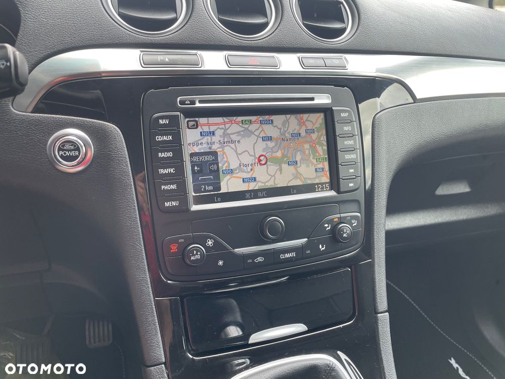 Ford S-Max - 8