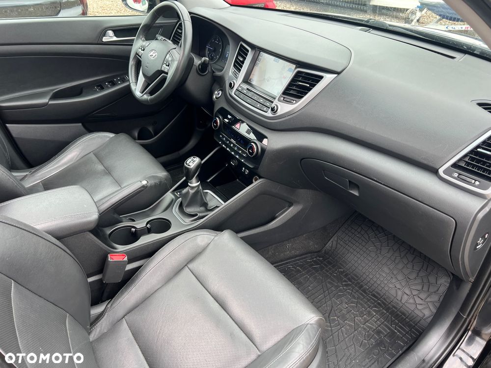 Hyundai Tucson blue 1.7 CRDi 2WD Advantage - 28