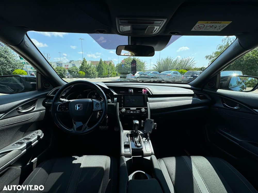 Honda Civic 1.0 i-VTEC Turbo CVT Comfort Sport - 13