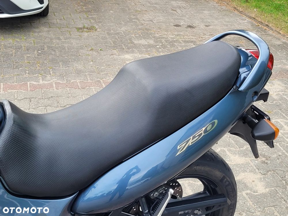 Suzuki GSX-F - Katana - 15