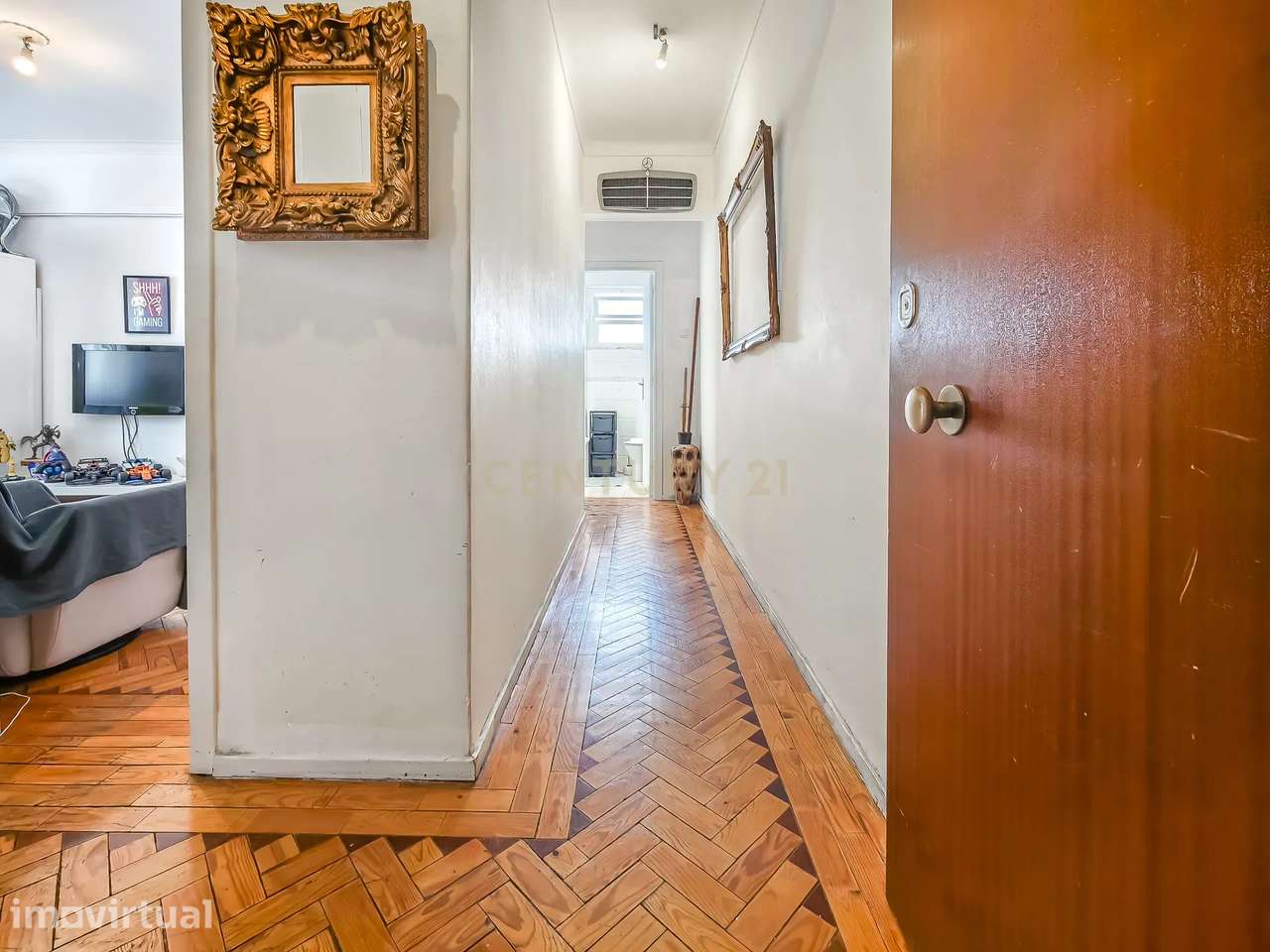 Apartamento T2 com potencial | varanda | Aldeia Paio Pires | Casal do - Grande imagem: 2/23