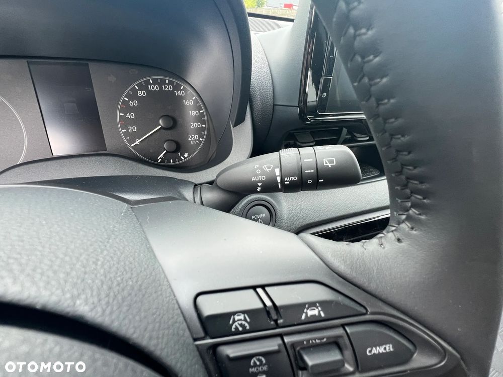 Toyota Yaris Hybrid 1.5 Comfort - 16