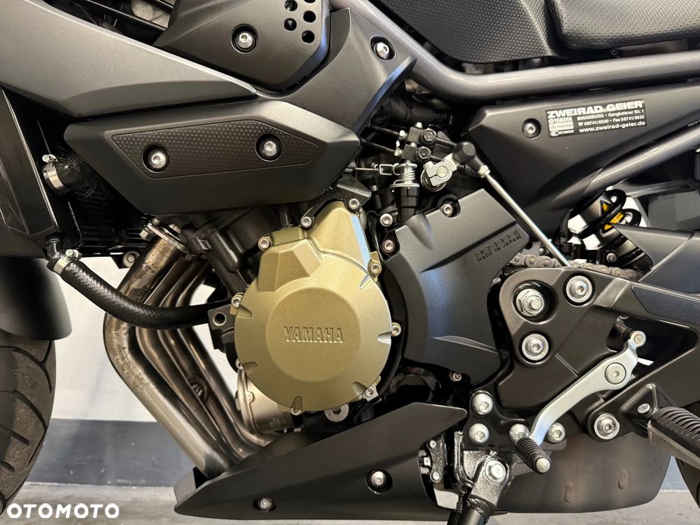 Yamaha XJ - 11