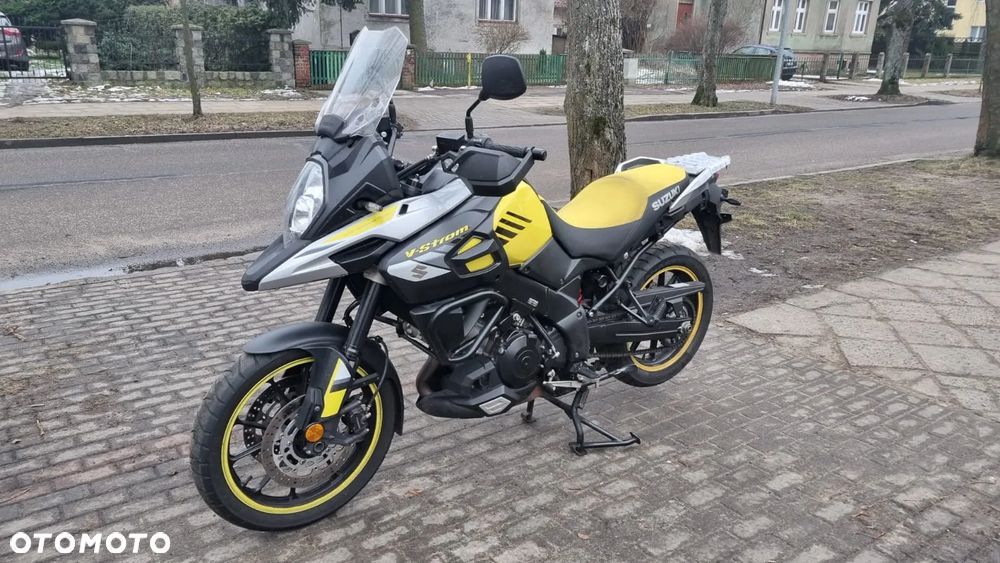 Suzuki DL - 12