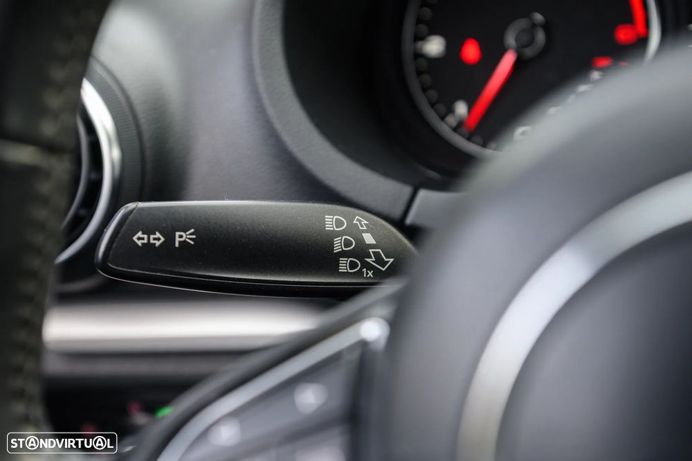 Audi A3 Sportback 1.6 TDI S-line - 31