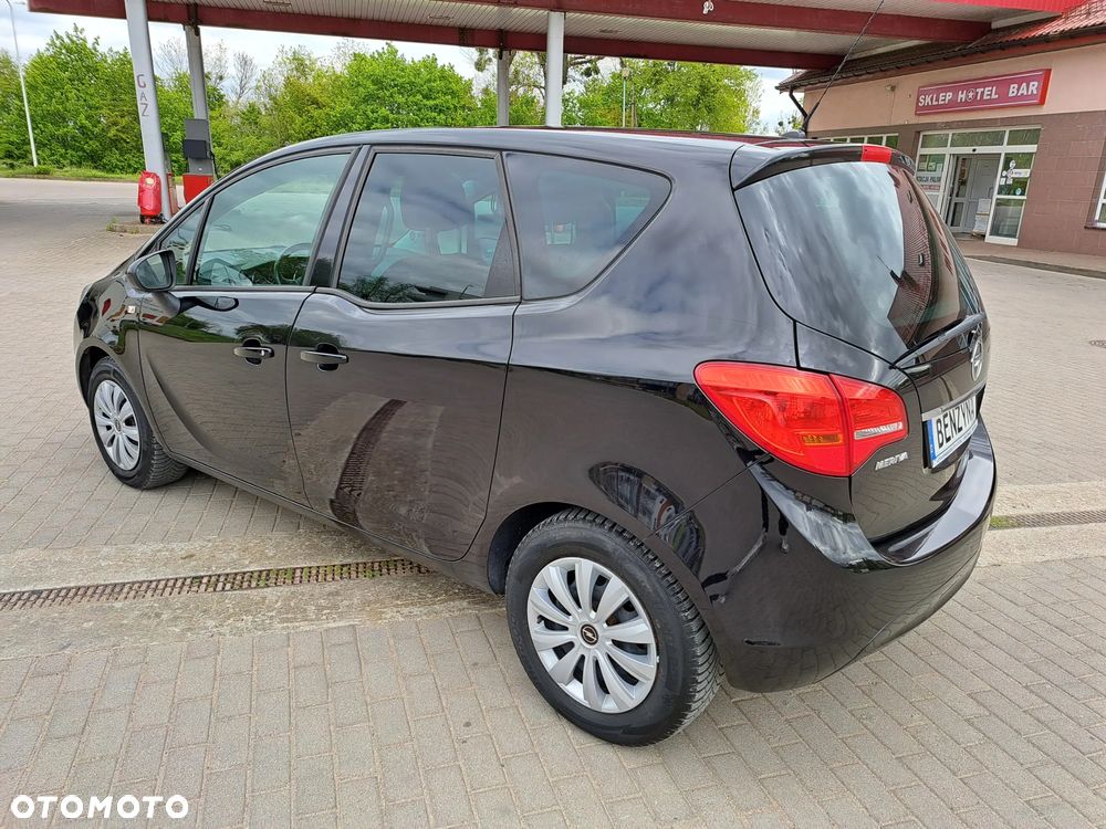 Opel Meriva - 10