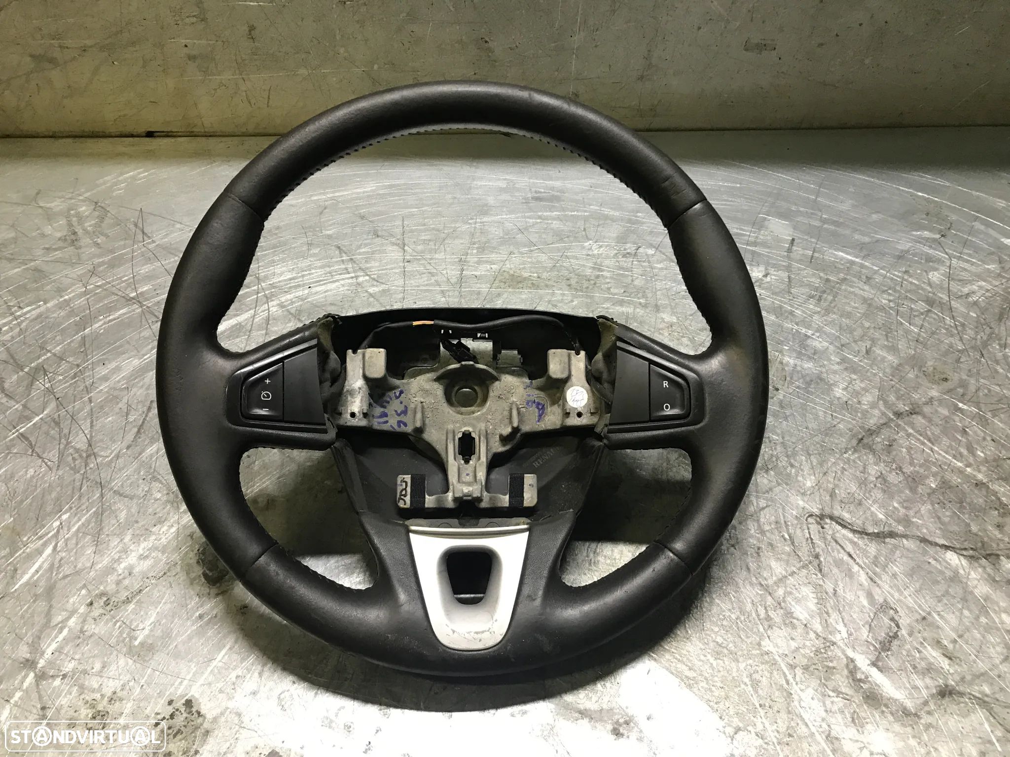 VOLANTE RENAULT MEGANE 3 III - 1