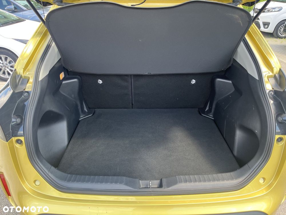 Toyota Yaris Cross Hybrid 1.5 Comfort 4x4 - 20