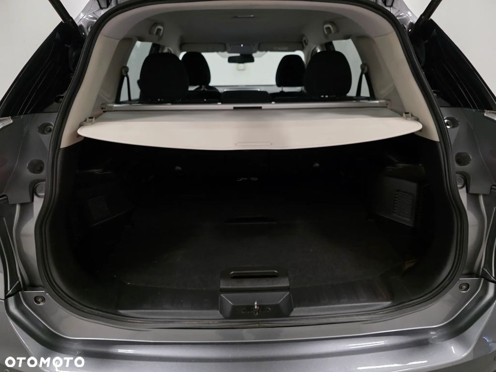 Nissan X-Trail 1.6 DIG-T Tekna 2WD - 38