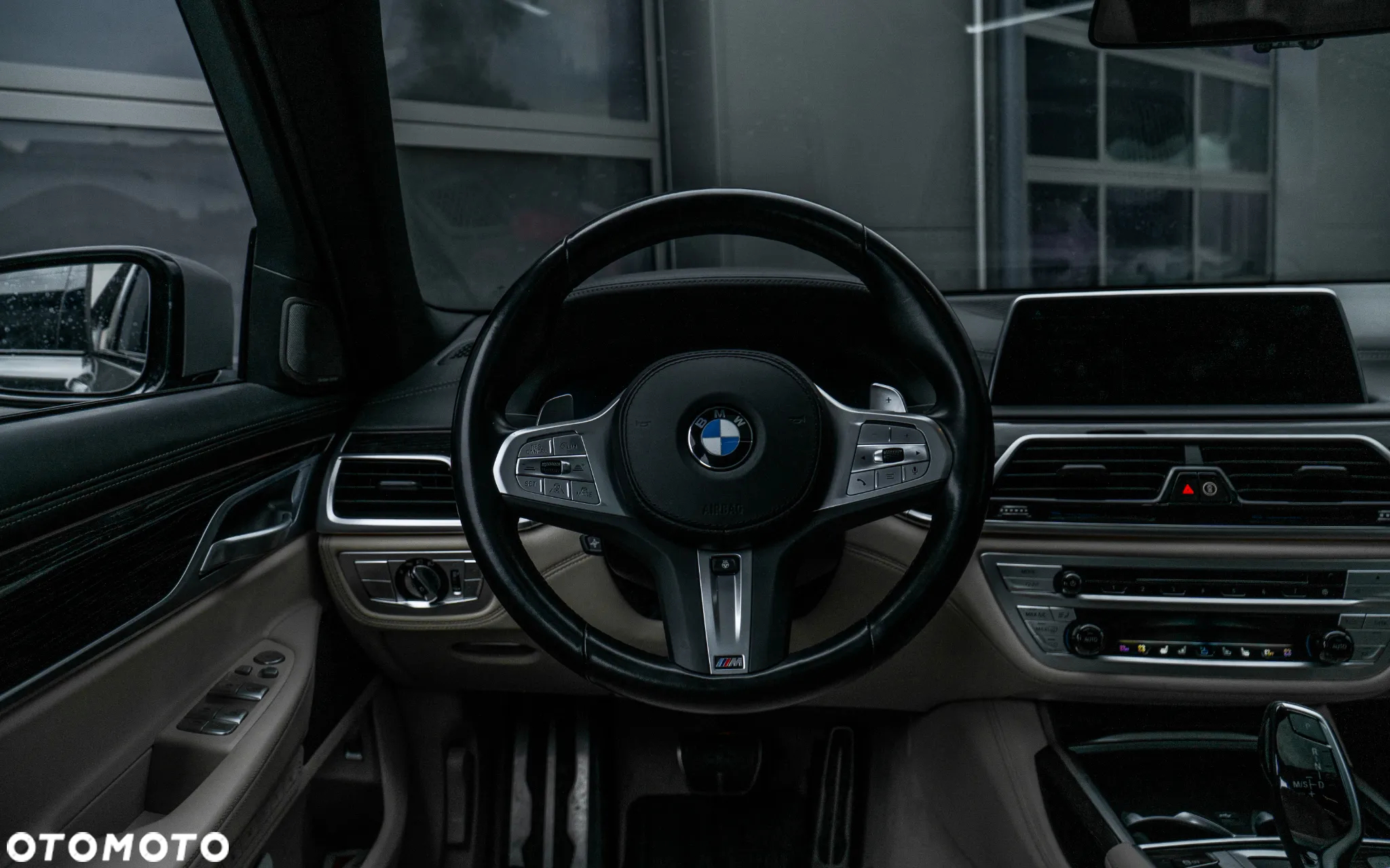 BMW Seria 7 730d xDrive - 9