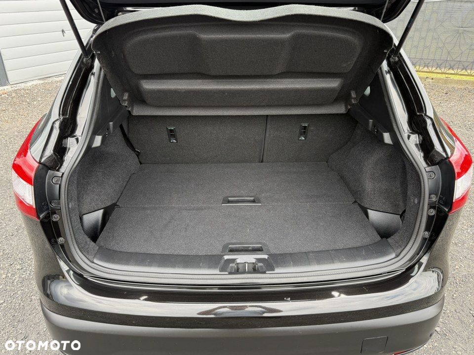 Nissan Qashqai 1.2 DIG-T Tekna EU6 - 38