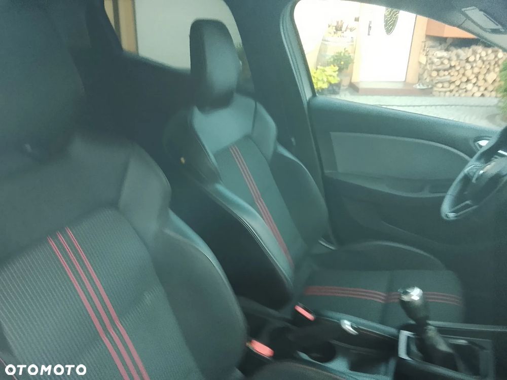 Renault Clio BLUE dCi 85 BUSINESS EDITION - 14