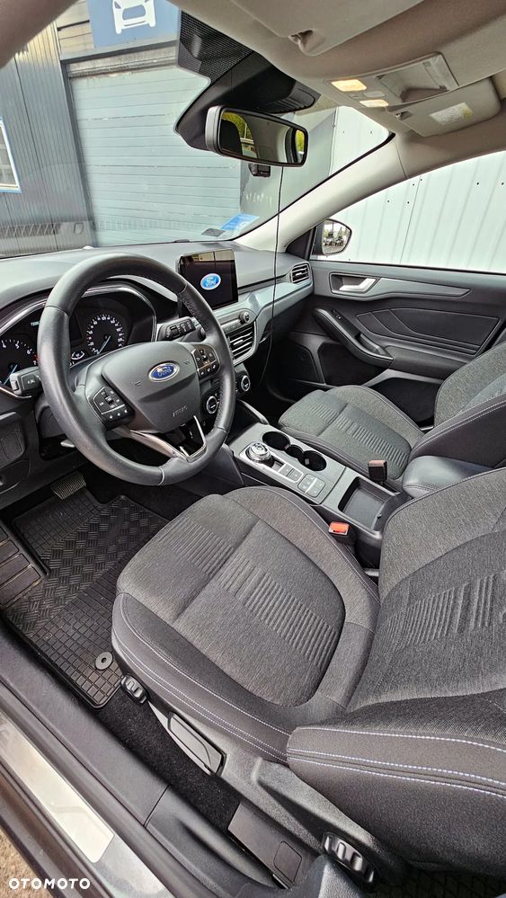 Ford Focus 1.5 EcoBoost Active - 5