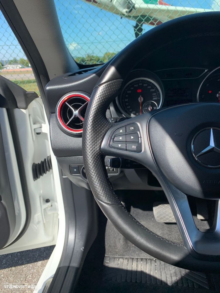 Mercedes-Benz CLA 180 d Shooting Brake AMG Line Aut. - 30