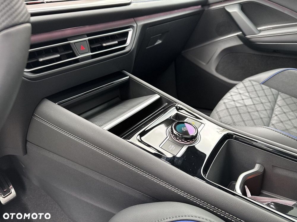 Volkswagen Tiguan - 15