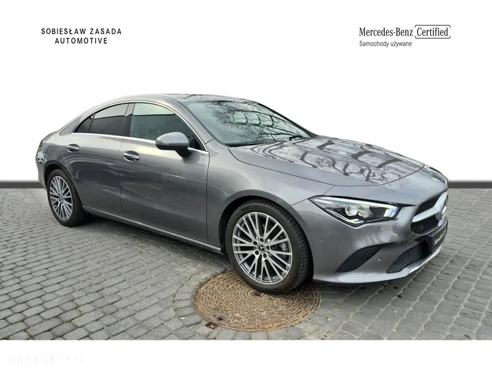 Mercedes-Benz CLA 180 7G-DCT - 7