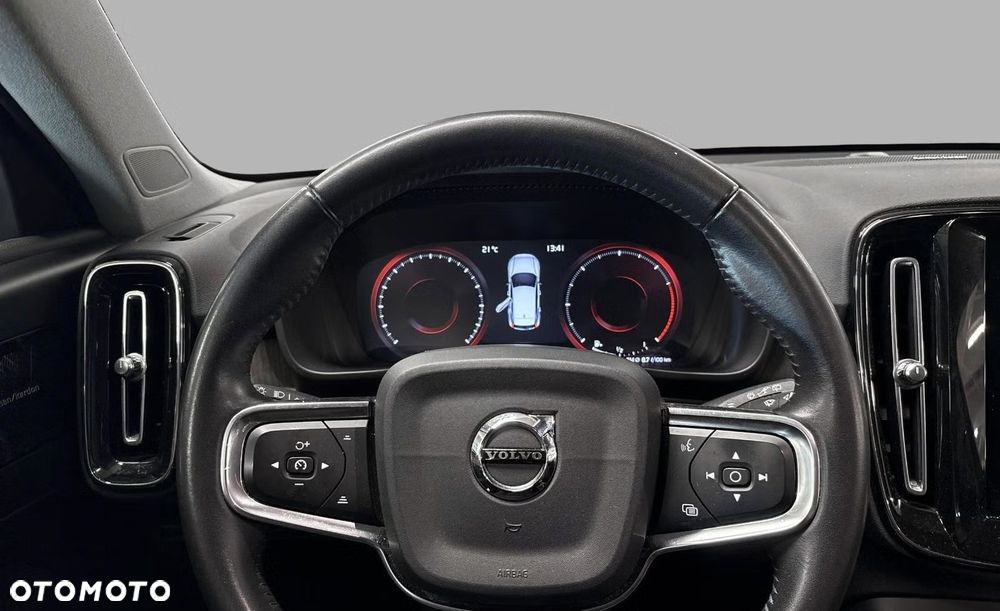 Volvo XC 40 - 18