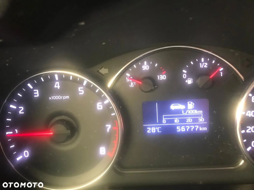 Kia Carens 1.6 GDI M - 10