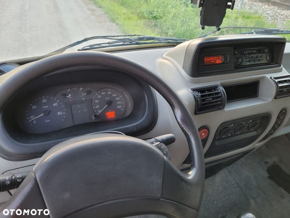 Renault Mascott - 15