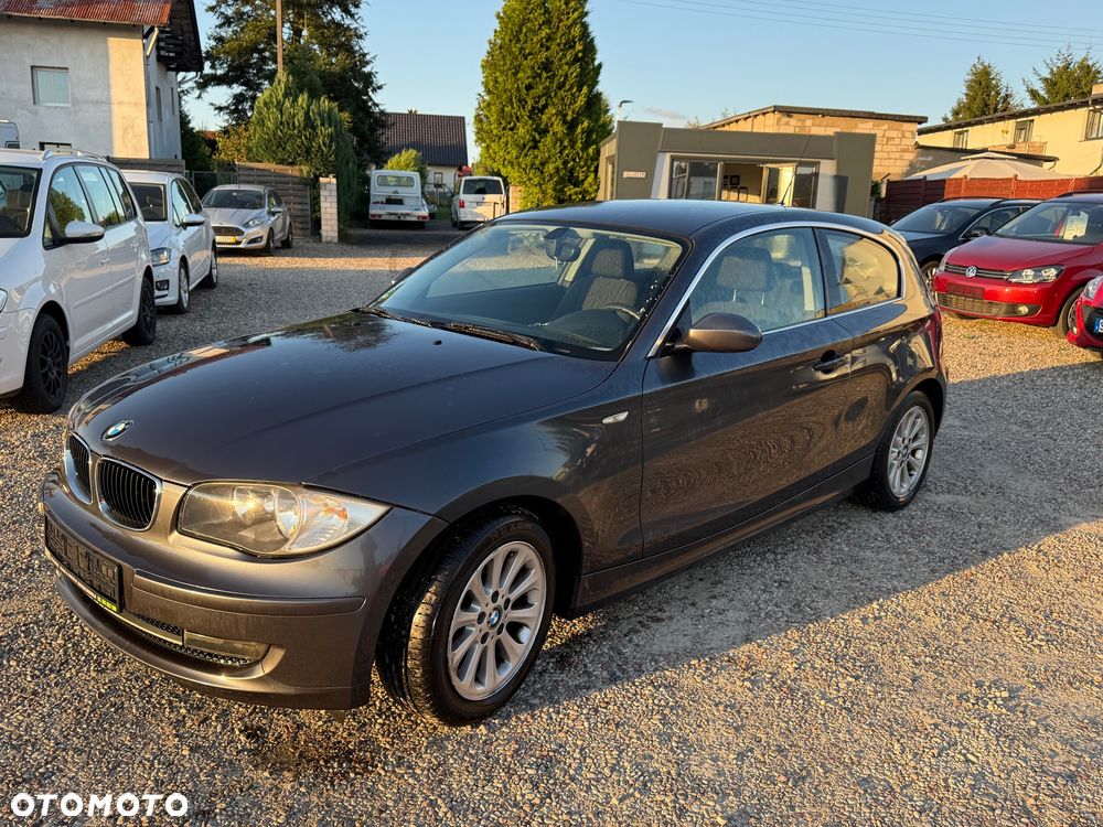 BMW Seria 1 - 21