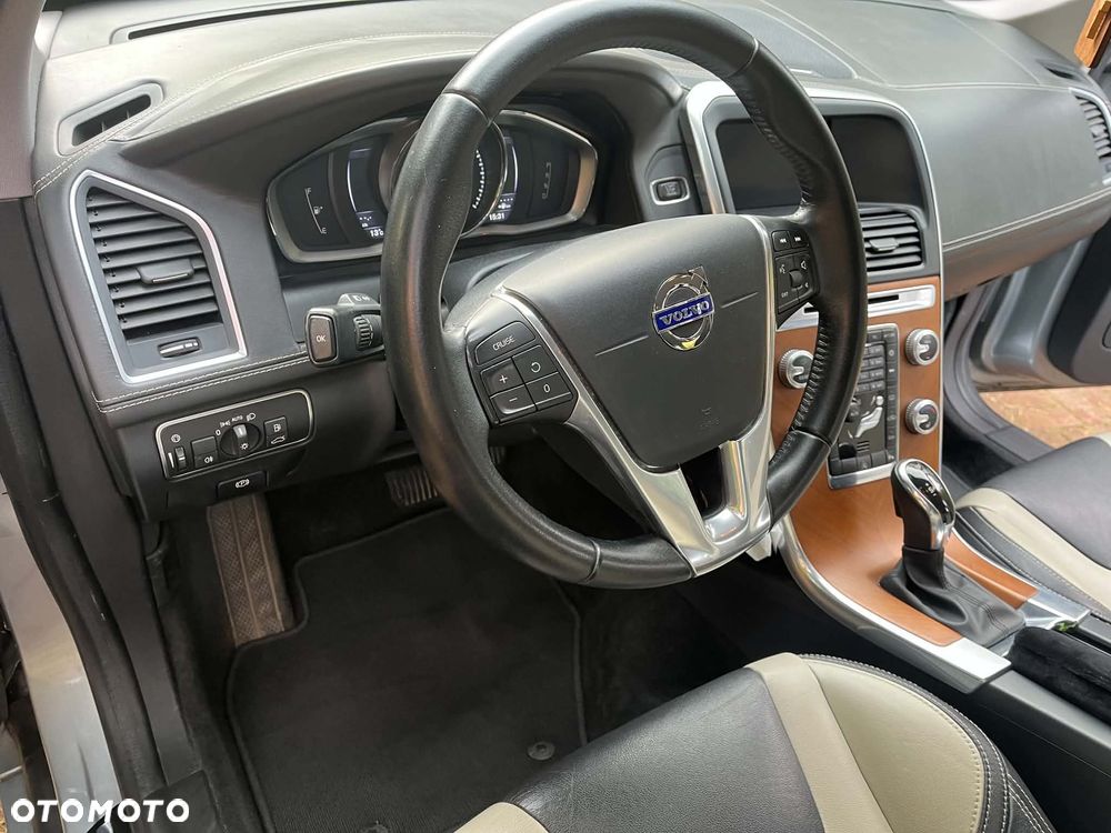 Volvo XC 60 2016