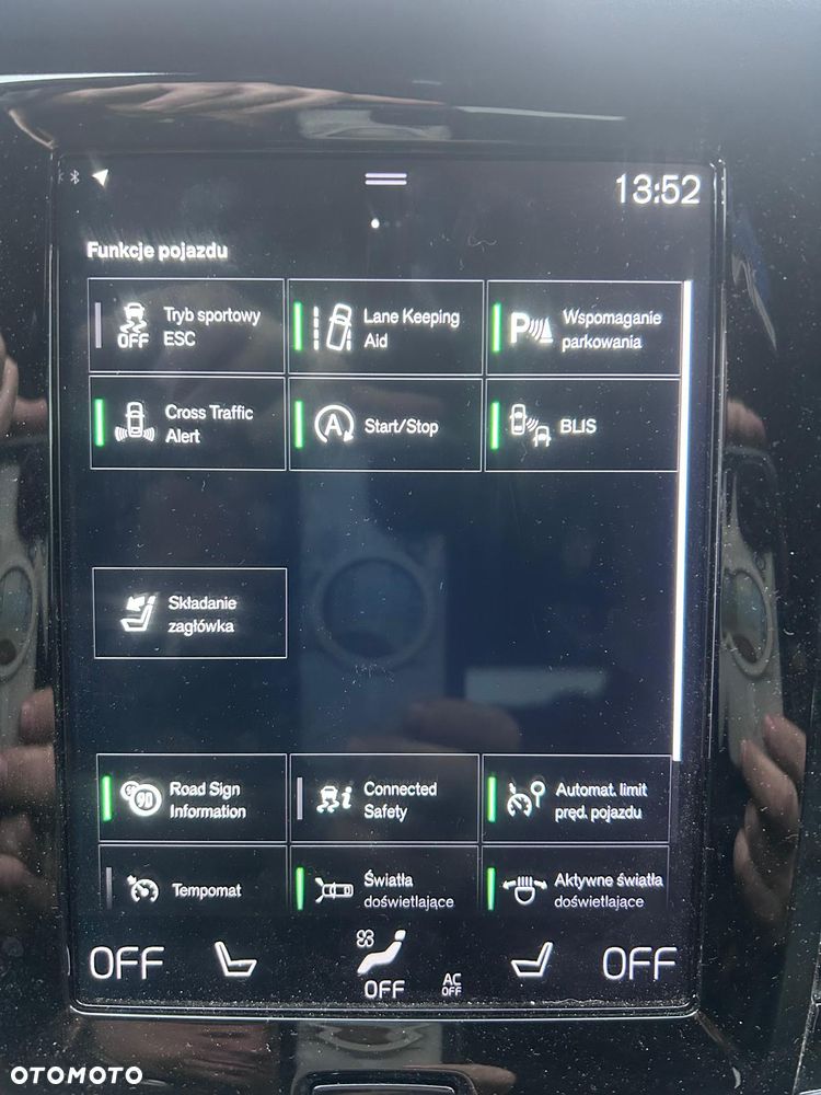 Volvo V90 Cross Country D5 AWD Ocean Race - 26