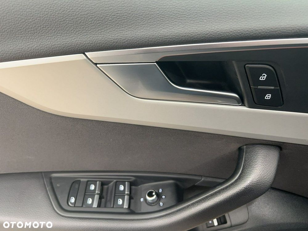 Audi A4 Limousine 35 TDI mHEV Advanced S tronic - 13