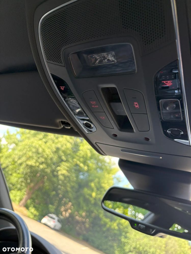 Audi S7 Sportback Standard - 33