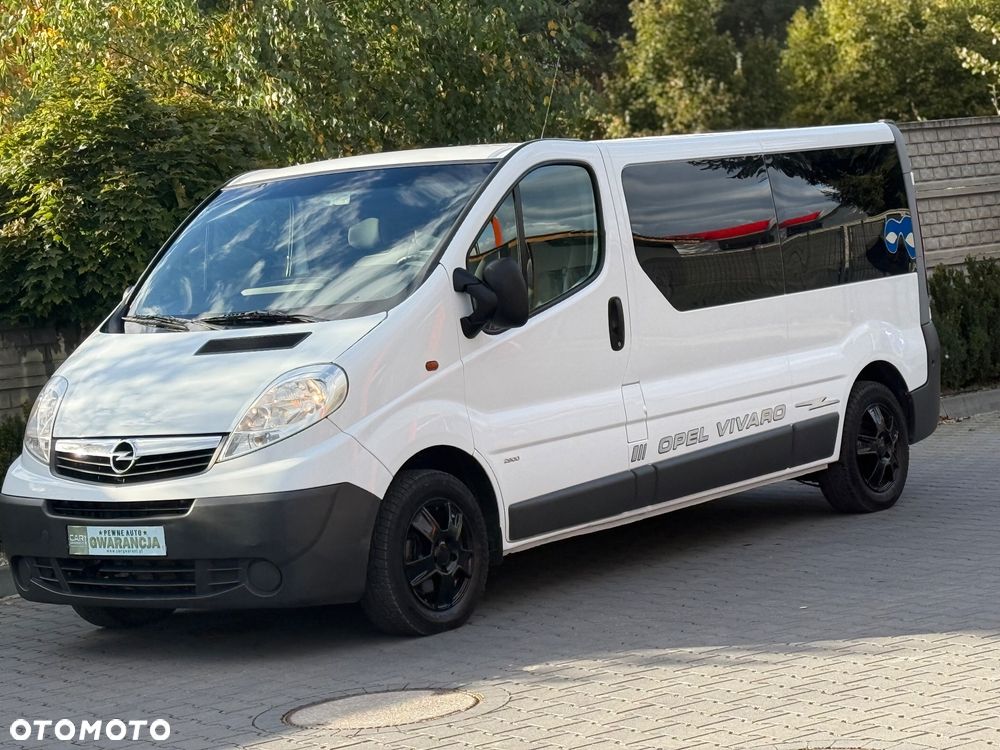 Opel Vivaro - 1