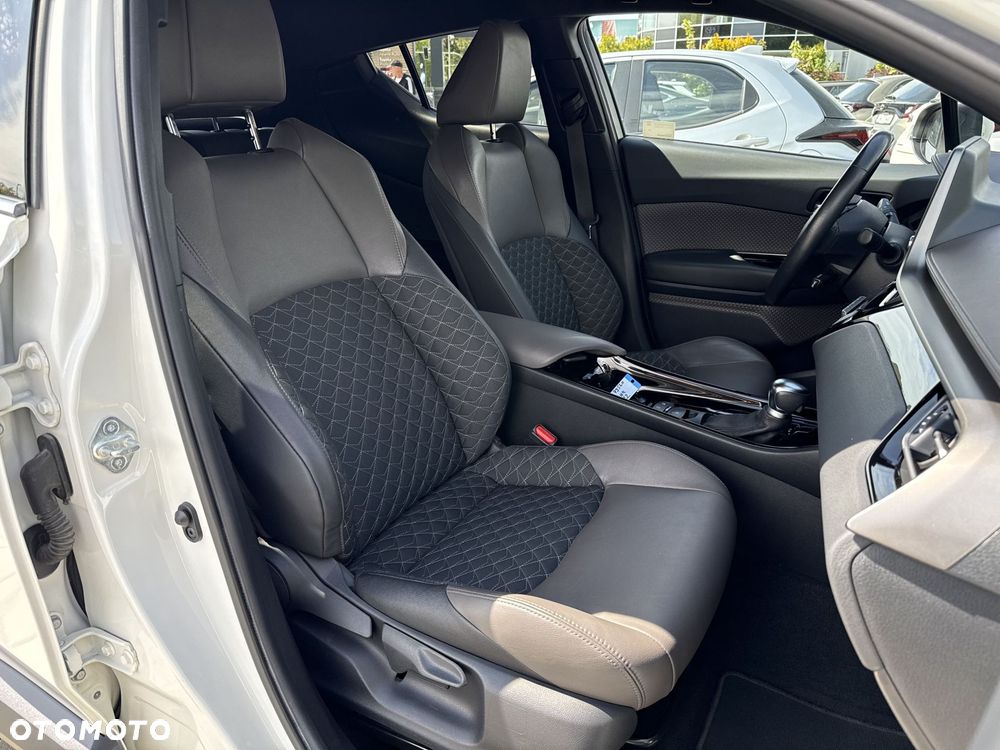 Toyota C-HR 1.8 Hybrid Executive - 27