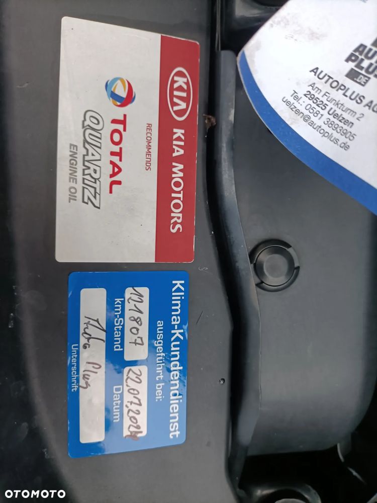 Kia Venga 1.6 CRDi 128 Dream Team Edition - 24