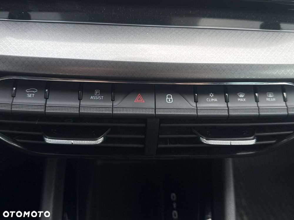 Skoda Octavia 1.5 TSI ACT Ambition - 23