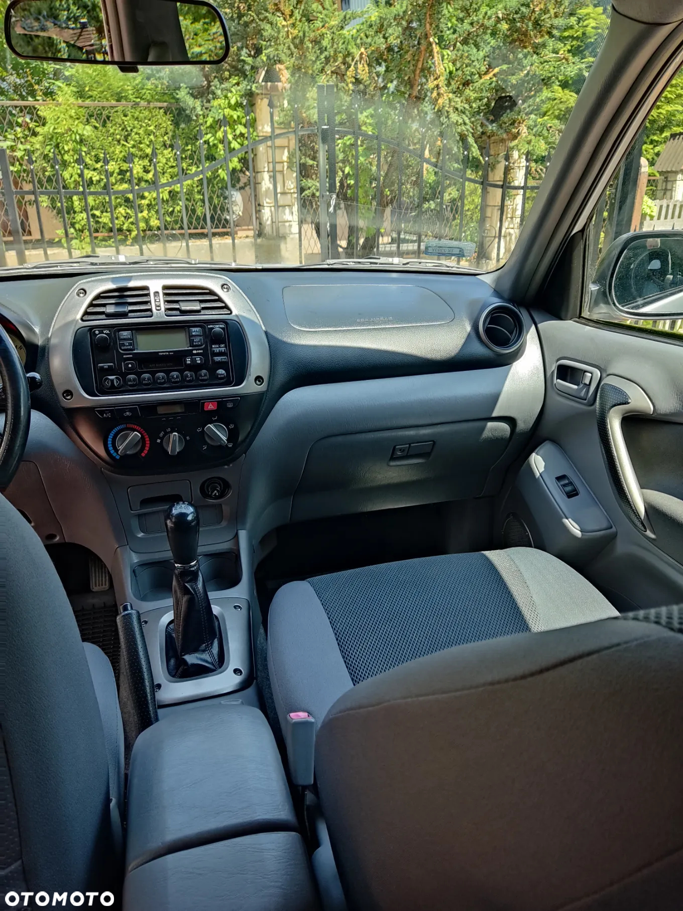 Toyota RAV4 4x4 - 38