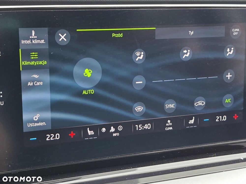 Skoda Octavia 2.0 TDI Ambition DSG - 22