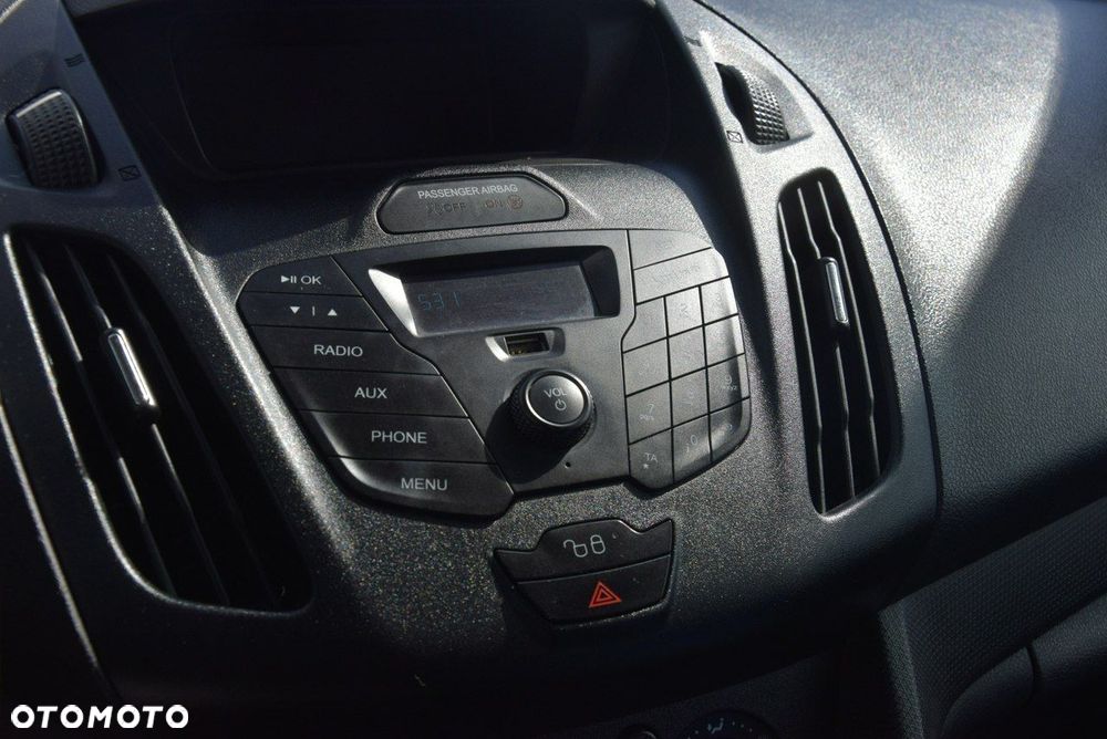 Ford Tourneo Connect Grand - 33