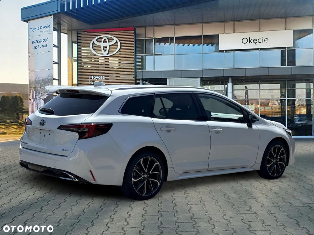 Toyota Corolla - 5