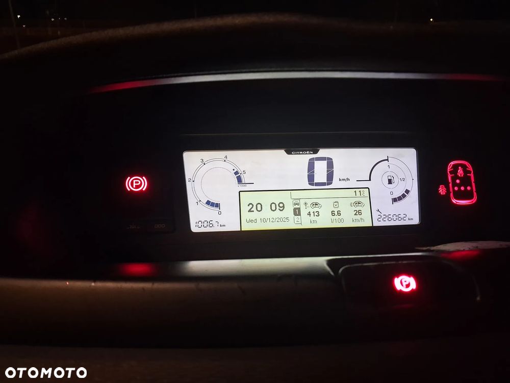 Citroën C4 Picasso - 24