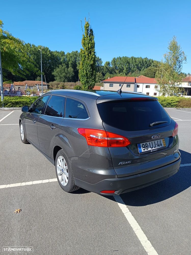 Ford Focus SW 1.0 EcoBoost Titanium - 4