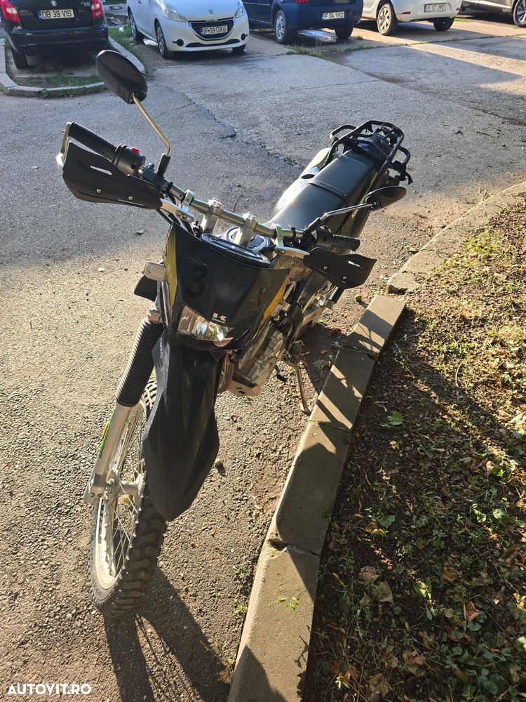 Kawasaki KLX 230R S - 7