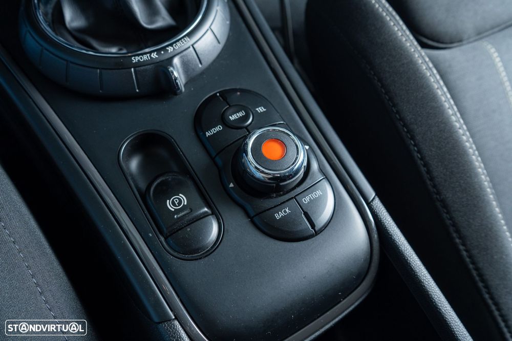 MINI Countryman Cooper D Auto - 19