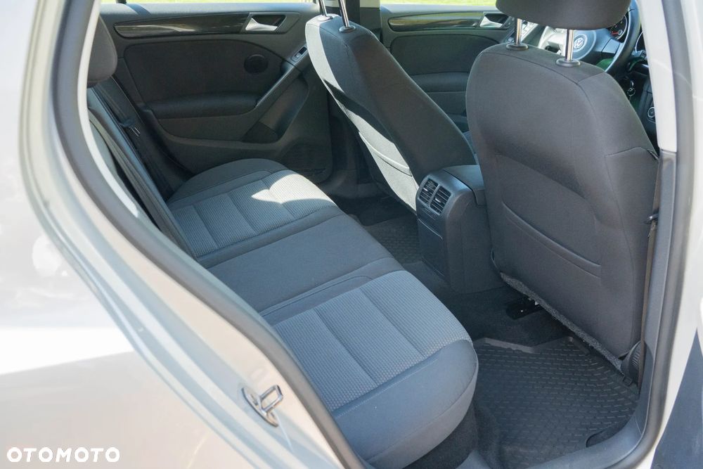 Volkswagen Golf 1.2 TSI BMT Comfortline - 5