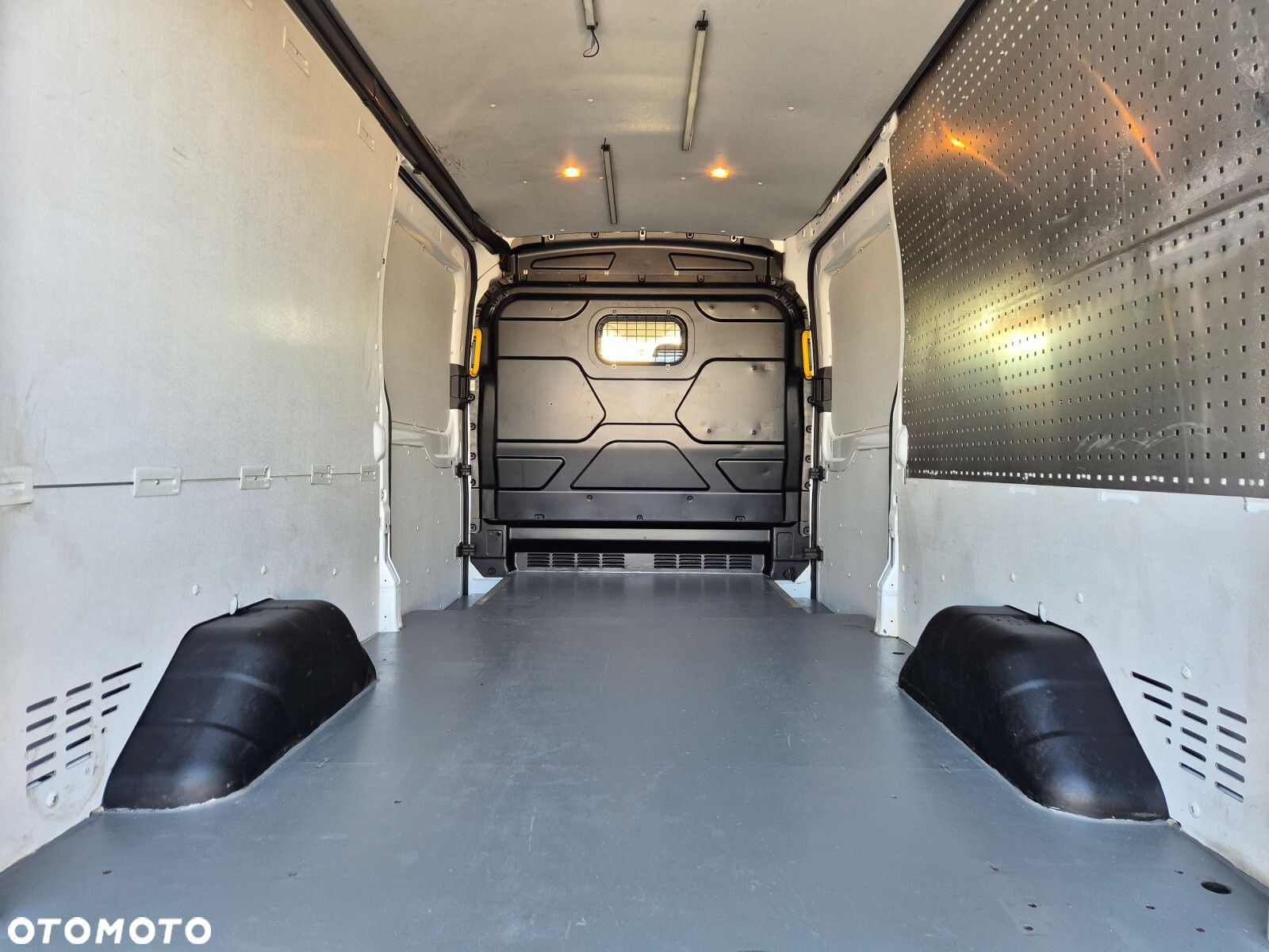 Ford transit L3H2 *59999zł NETTO* 2,0TdCi/170KM - 14