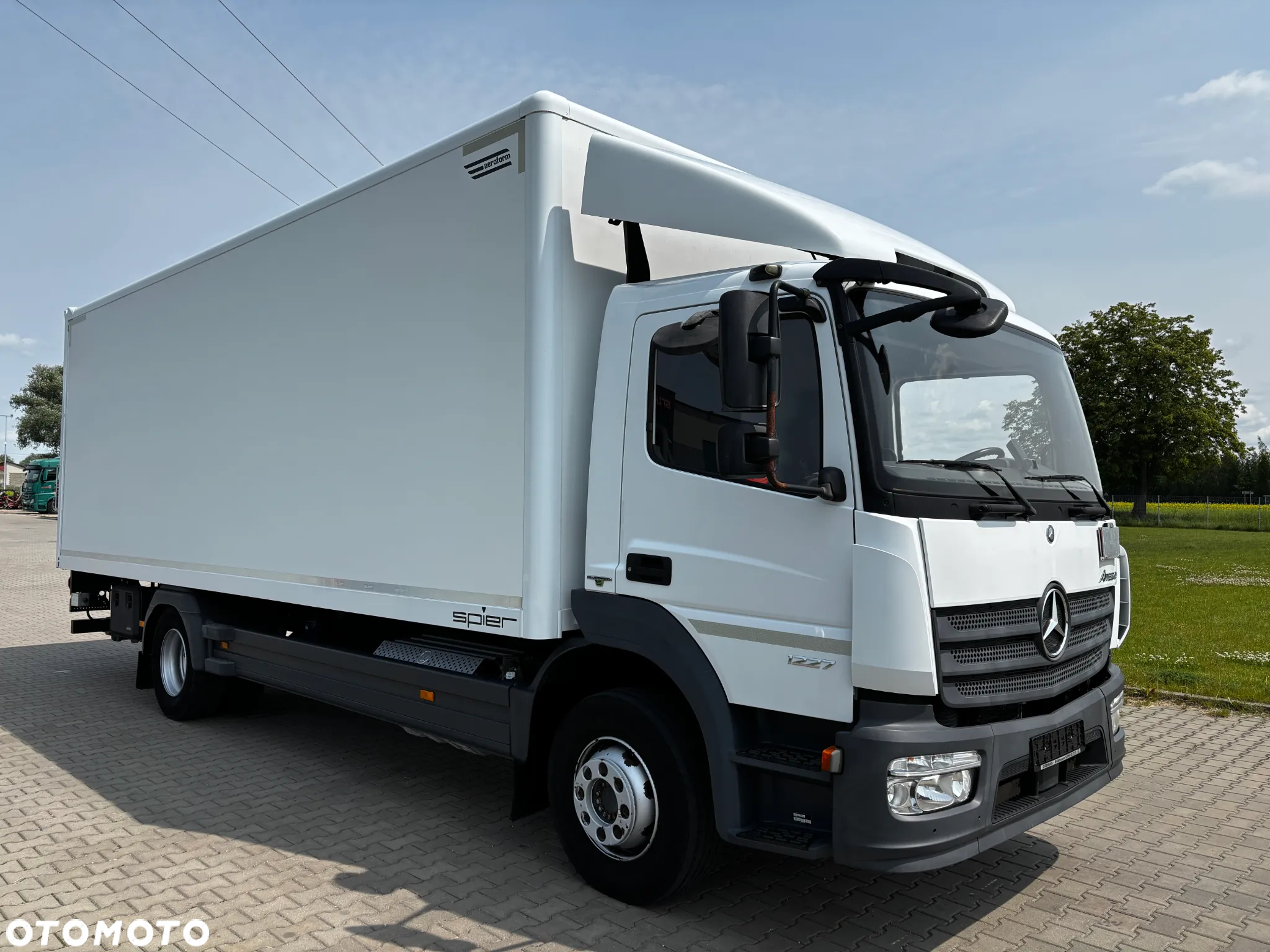Mercedes-Benz ATEGO 1227 (1224, 1230) kontener SPIER z windą BAR , klimatyzacja , kontener 18 paletowy , z Niemiec - 5