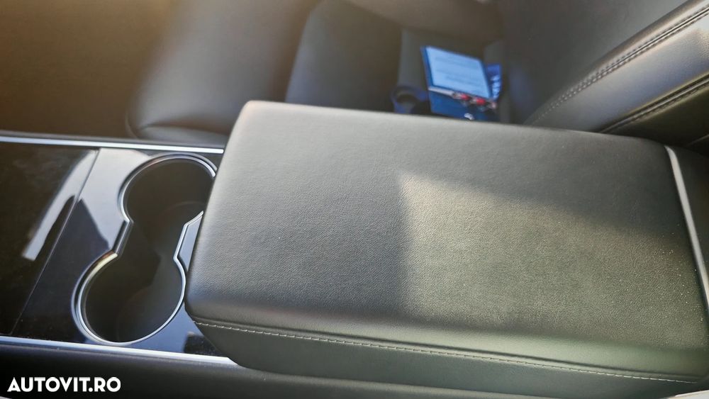 Tesla Model 3 Standard - 29