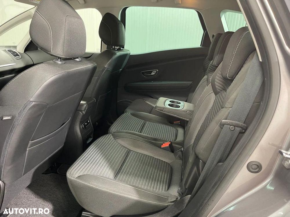 Renault Scenic BLUE dCi 120 EDC BUSINESS EDITION - 11