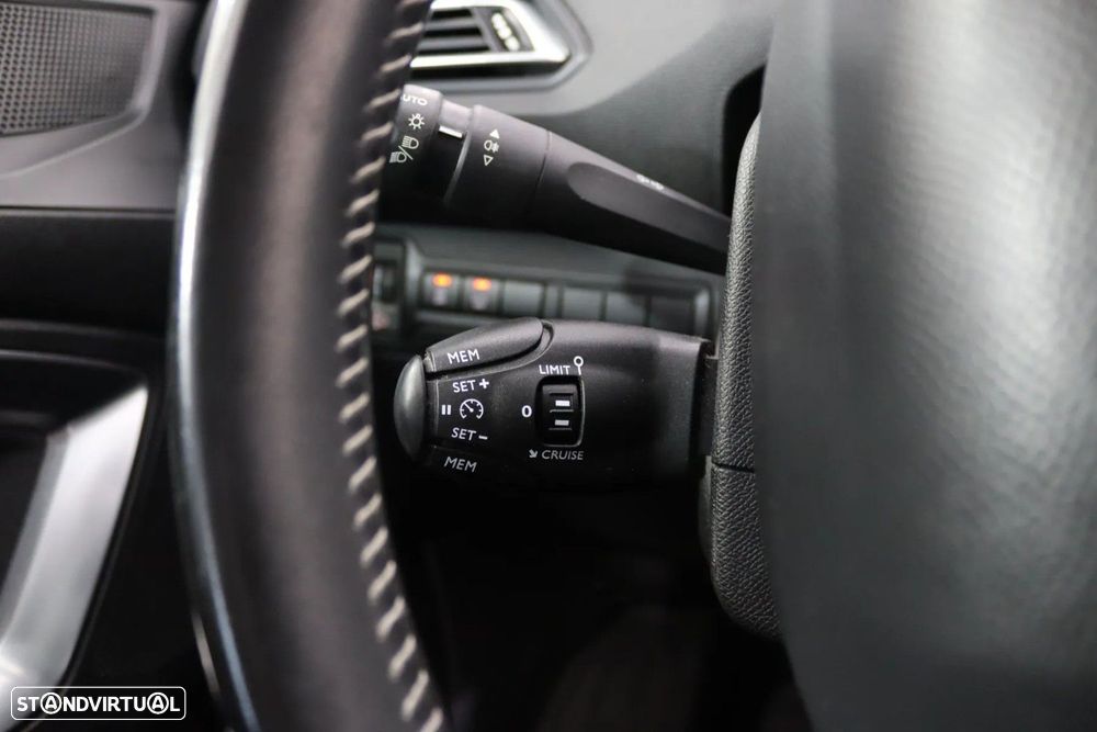 Peugeot 308 SW 1.2 PureTech Active - 9