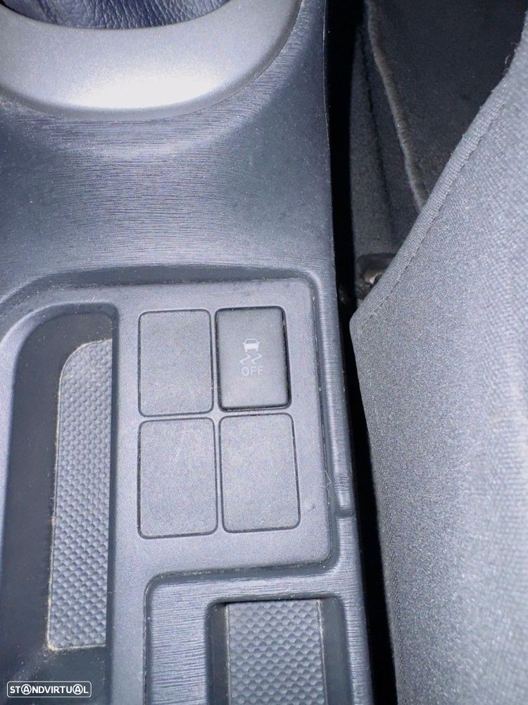 Toyota Yaris 1.33 VVT-i Sport+P.Techno +Navi - 14